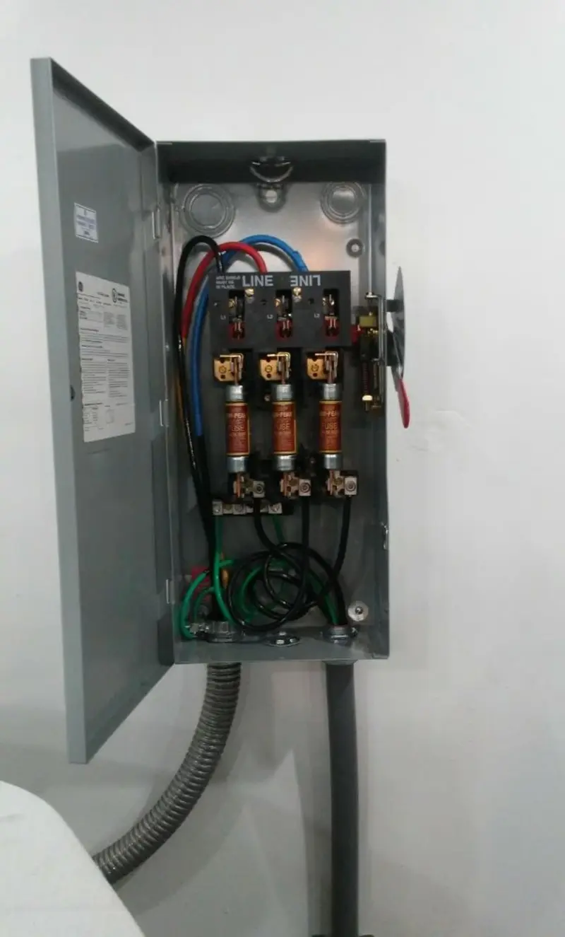 Three-phase disconnect switch installed for Electrical Wiring & Rewiring in Redmond